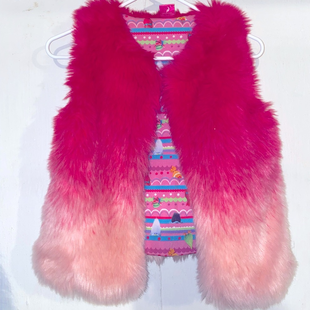 Faux fur Trolls vest